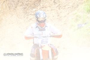 DSC 9842-256